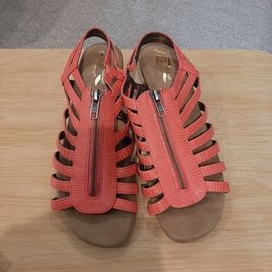 A2 by Aerosole coral zip front sandal